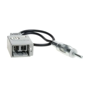 Antenski adapter za Volvo vozila za jednostavnu instalaciju.