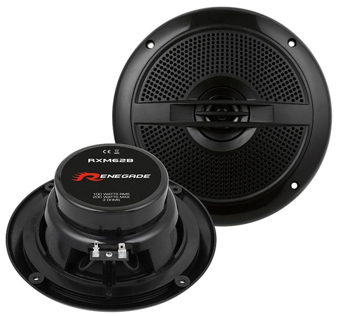 Zvučnik za automobil, visokokvalitetni audio sustav, snažan zvuk, instalacija u vozilu.