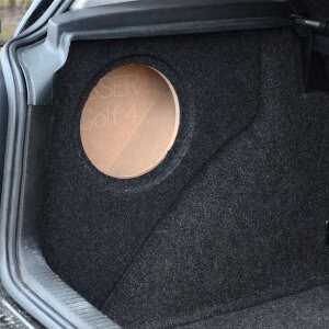 Subwoofer kutija za VW Golf 4, idealna za poboljšanje zvuka u vozilu.