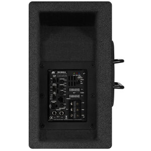 Aktivni subwoofer ESX QXB6A u kućištu za snažan bass.
