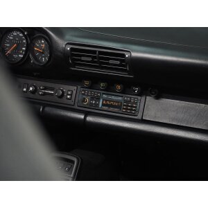 Autoradio Blaupunkt Frankfurt RCM 82 DAB za kvalitetan zvuk i DAB radio prijem.